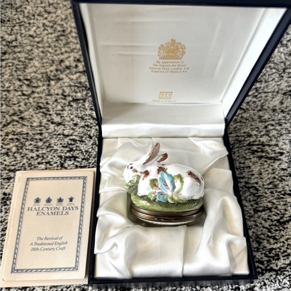 Halcyon Days Victoria & Albert Rabbit Box RARE